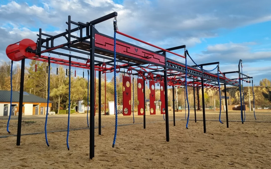 Améliorez votre condition physique avec la structure ninja Toroz France Parcours d'obstacles