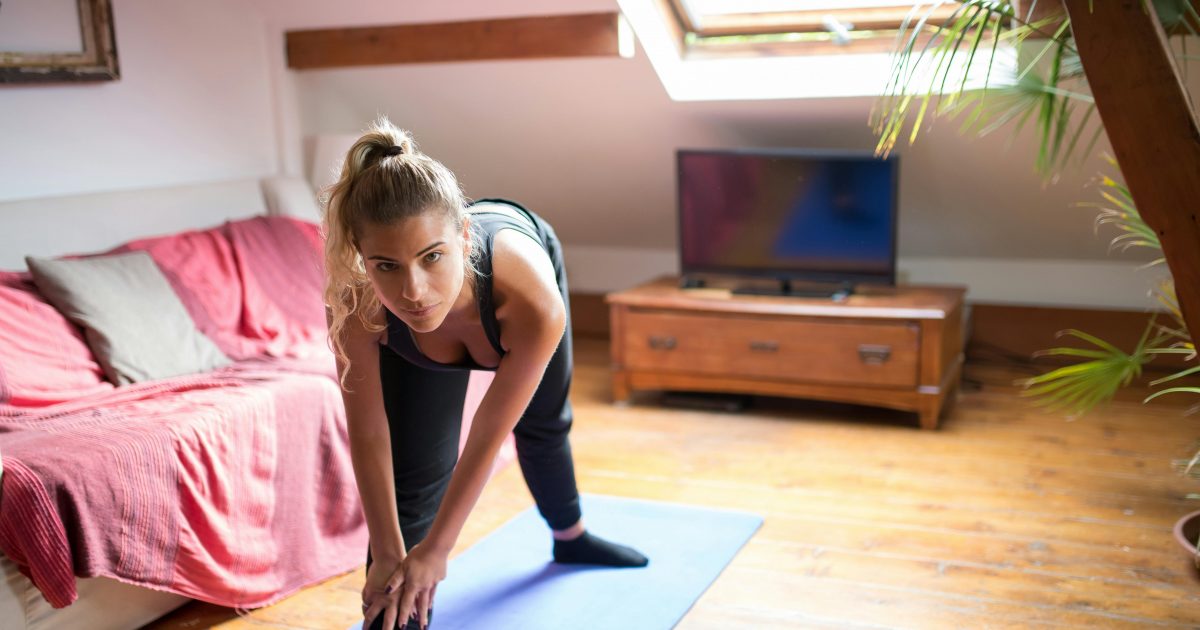 Fitness à la maison la tendance bien être qui transforme votre corps et votre quotidien