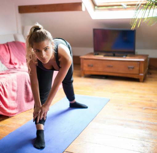 Fitness à la maison la tendance bien être qui transforme votre corps et votre quotidien